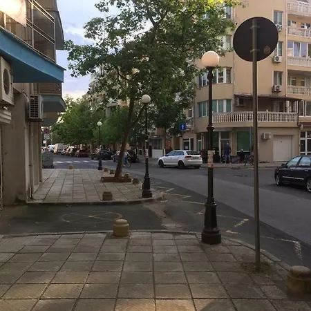 100 М До Пляжа В Старом Центре Apartament *